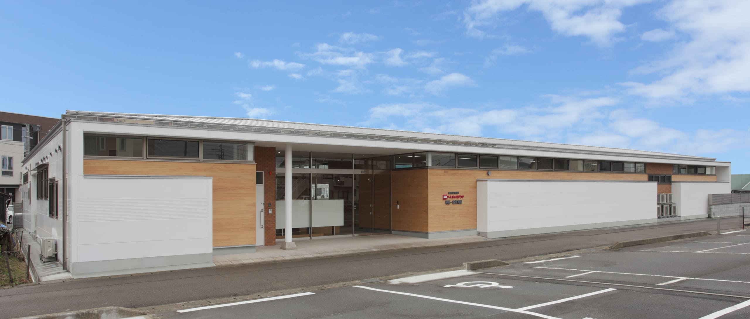 header_store-facilities_works006_001_soumiya